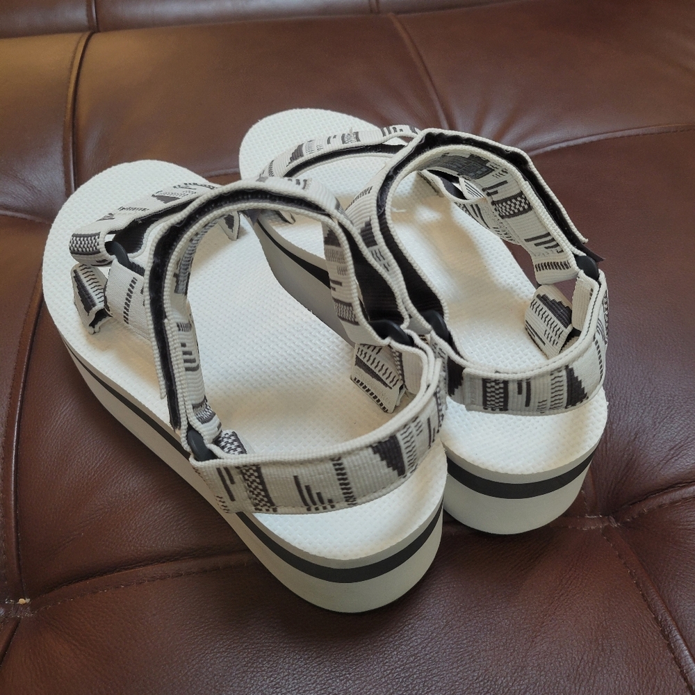 Teva Platform Sandals - Picture 4 of 10